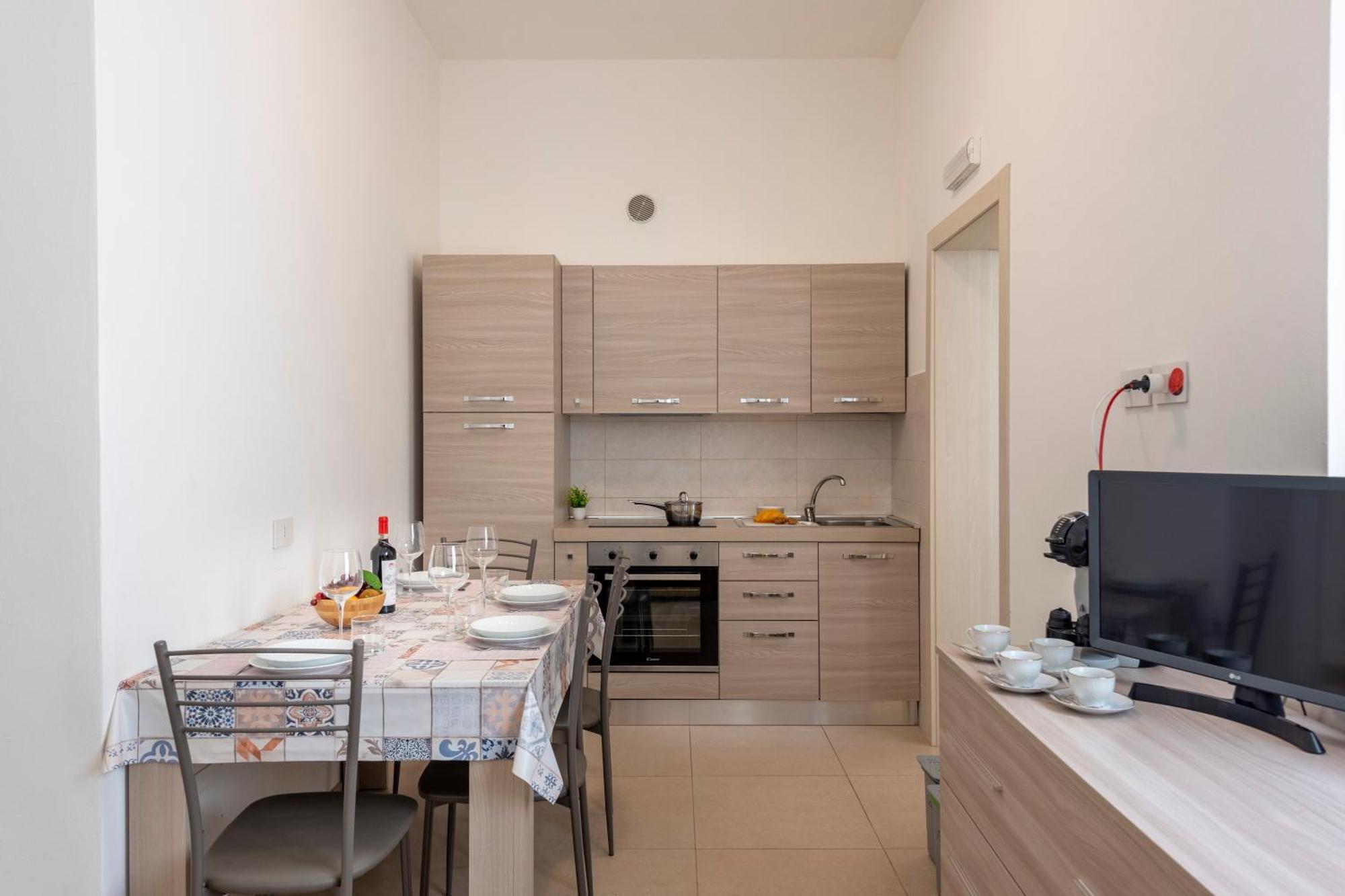 La Suite 2 Ondina Viareggio 200M From Sea - Happy Rentals 외부 사진