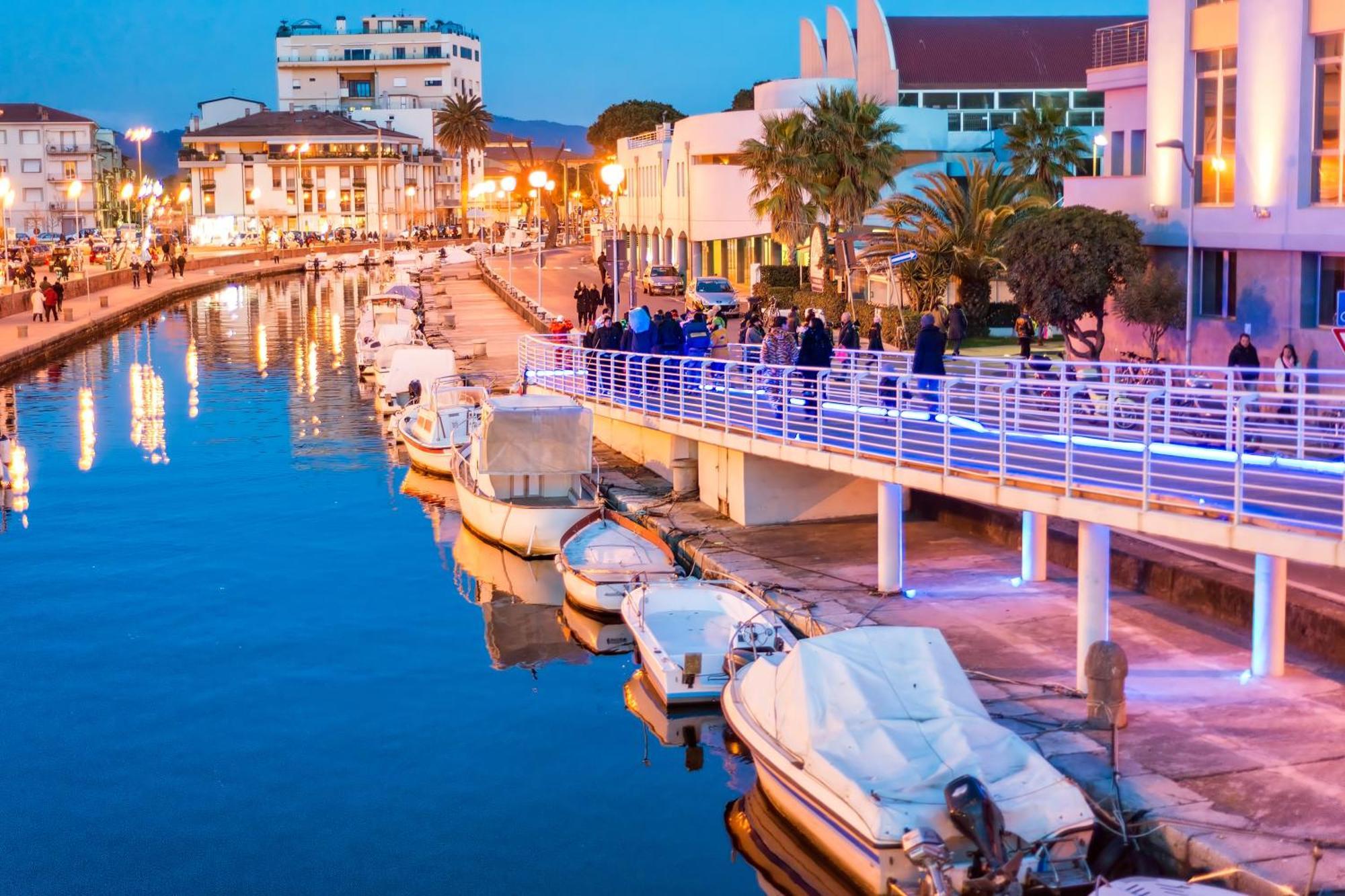 La Suite 2 Ondina Viareggio 200M From Sea - Happy Rentals 외부 사진